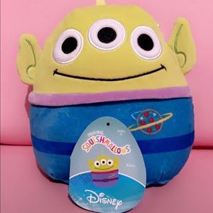 Alien Squishmallow